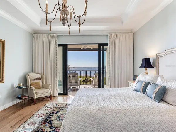 $1,725,000 | 5707 Yeats Manor Drive, Unit 201, Tampa, FL 33611