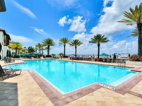 $1,725,000 | 5707 Yeats Manor Drive, Unit 201, Tampa, FL 33611