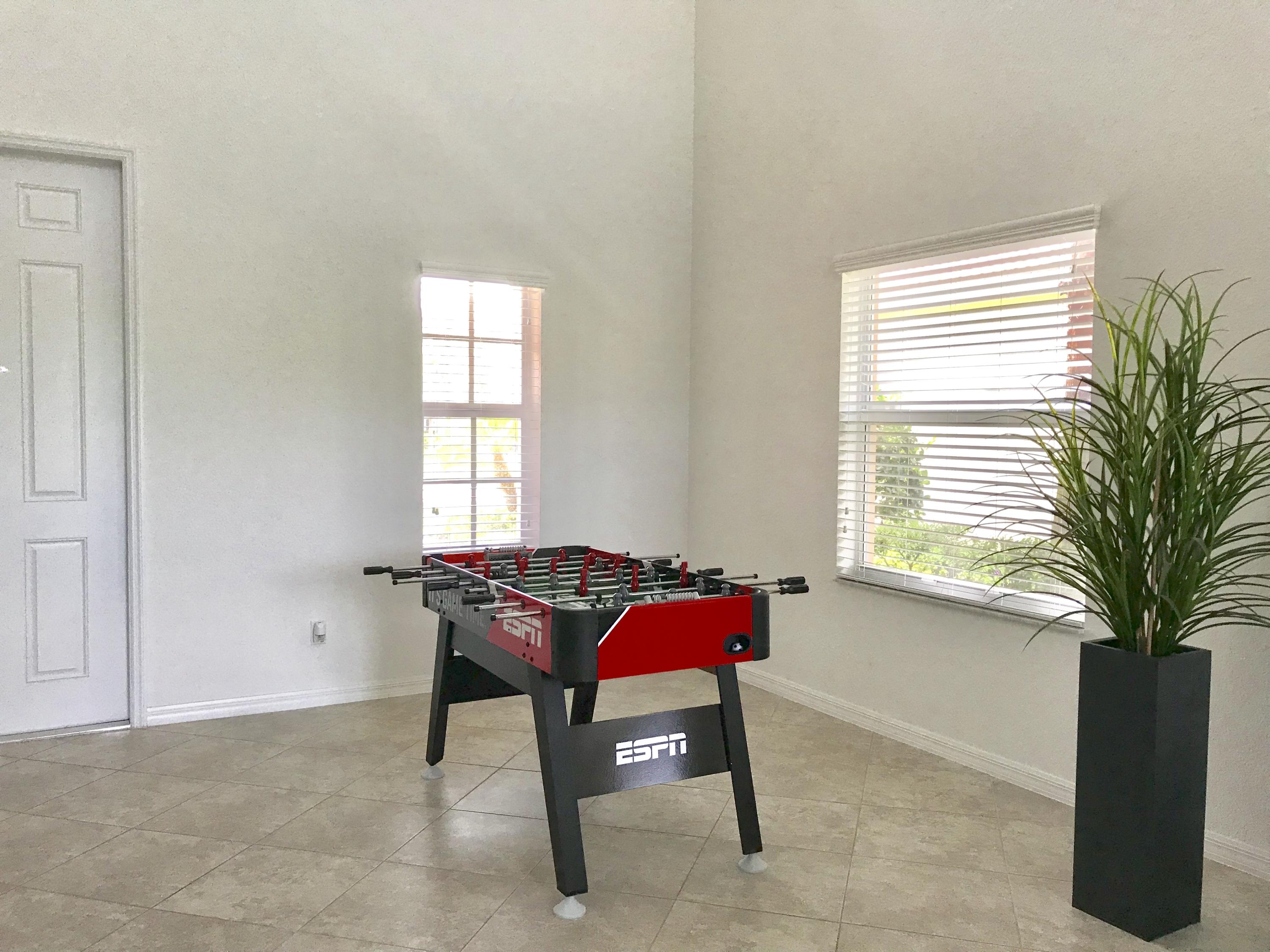 131 Behring Way Jupiter, FL 33458 - Photo 5 of 22 Living Room