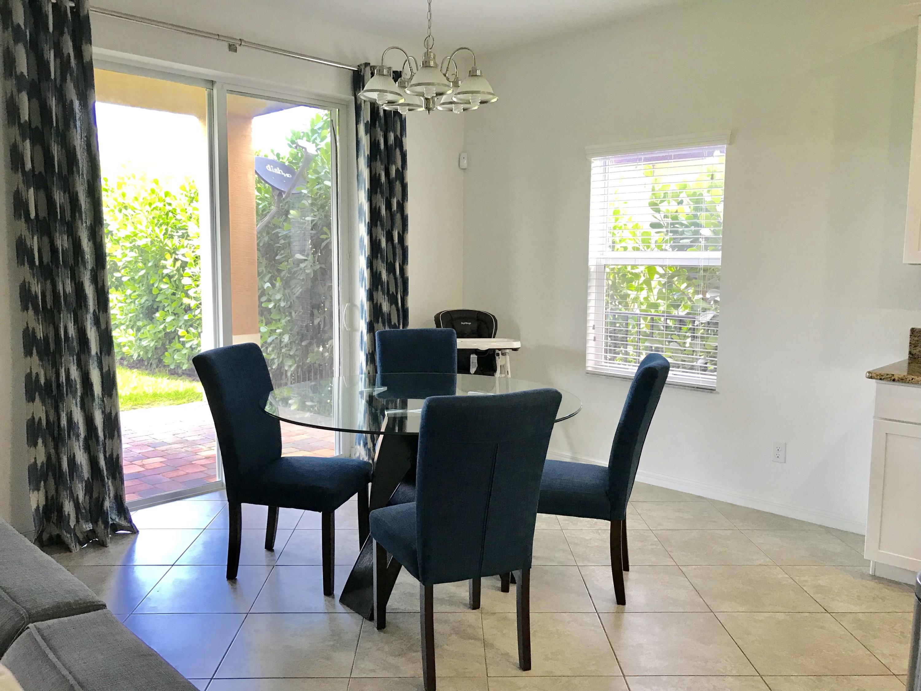 131 Behring Way Jupiter, FL 33458 - Photo 10 of 22 Breakfast Area