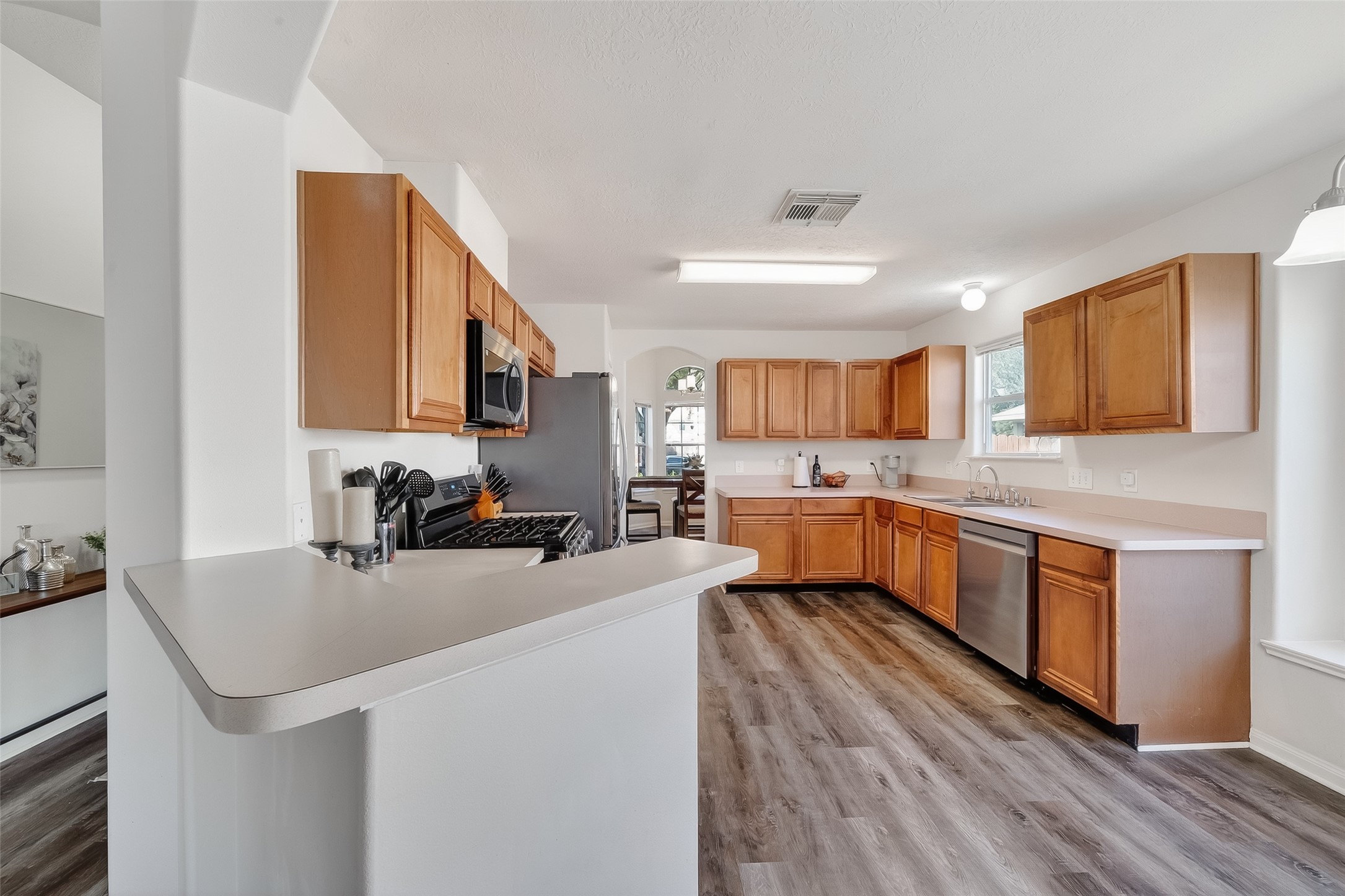 6030 Moscone Court Katy, TX 77449 - Photo 13 of 45