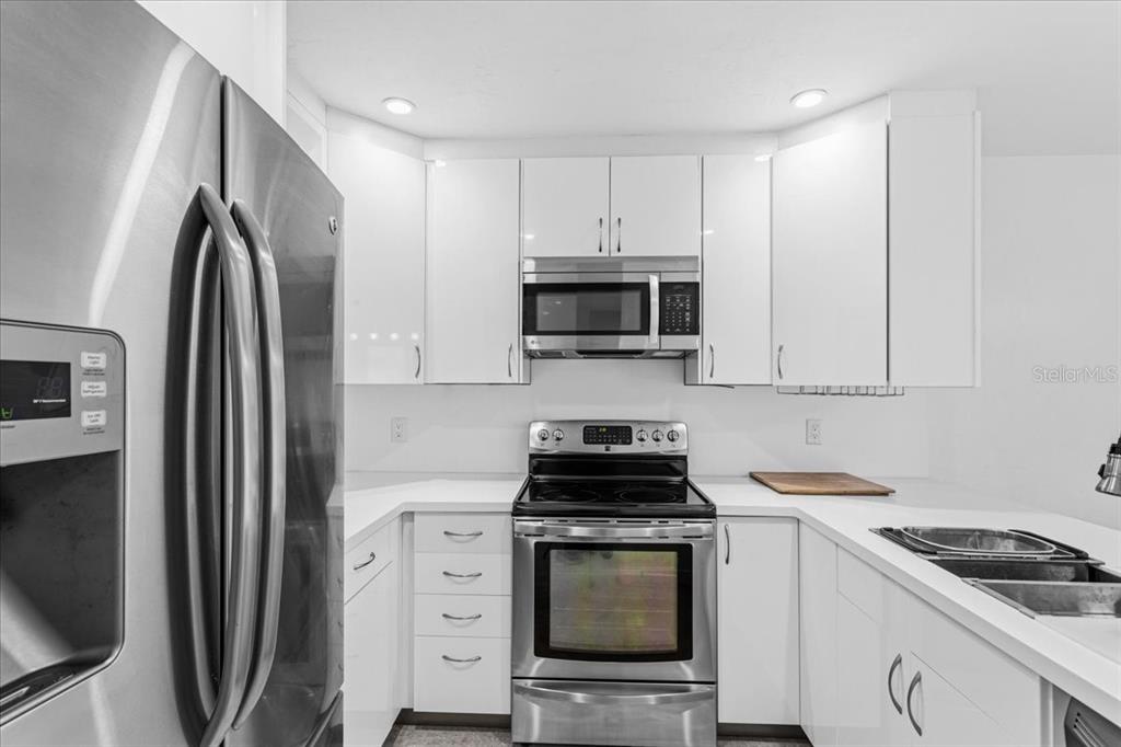 2735 Southwest 35th Place, Unit 1902 Gainesville, FL 32608 - Photo 3 of 27
