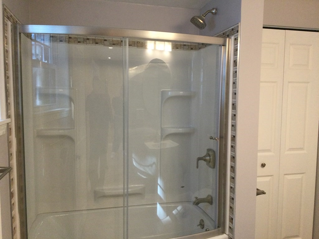 172 Ferncroft Road Tewksbury, MA 01876 - Photo 5 of 13 Gallery Image 5