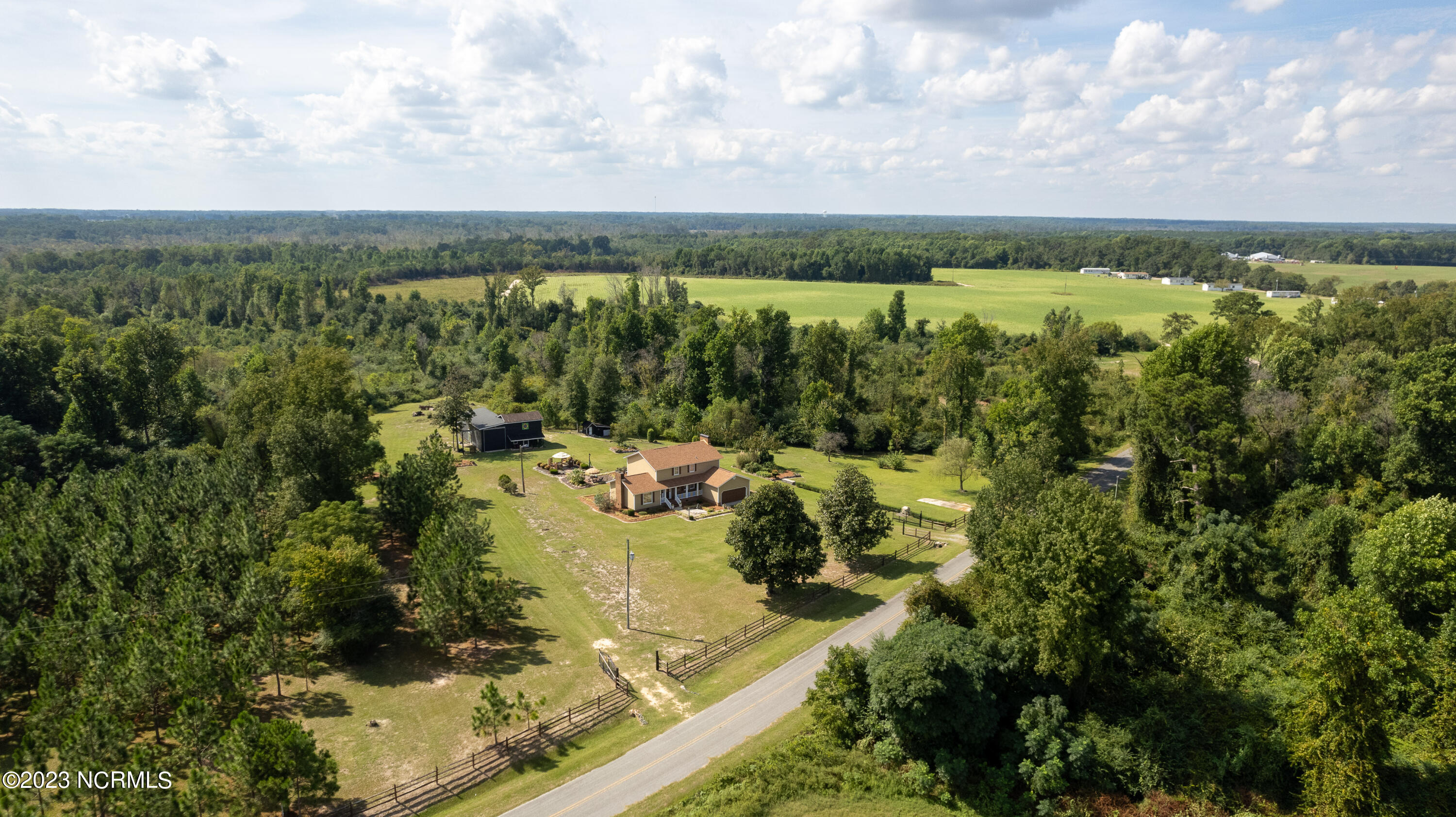 695 Renfrow Road Clinton, NC 28328 - Photo 1 of 55 695 Renfrow Road-1