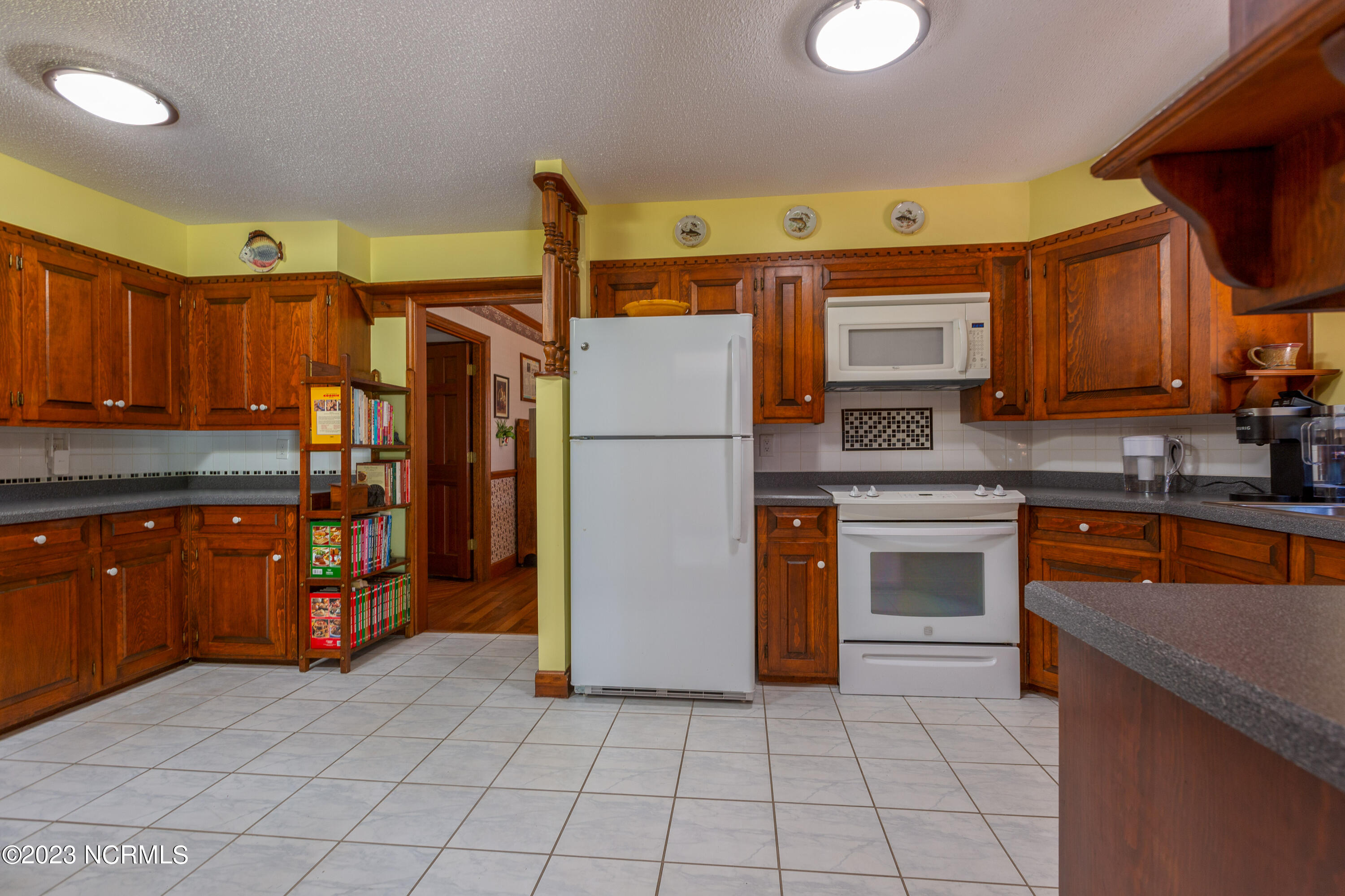 695 Renfrow Road Clinton, NC 28328 - Photo 13 of 55 695 Renfrow Road-14