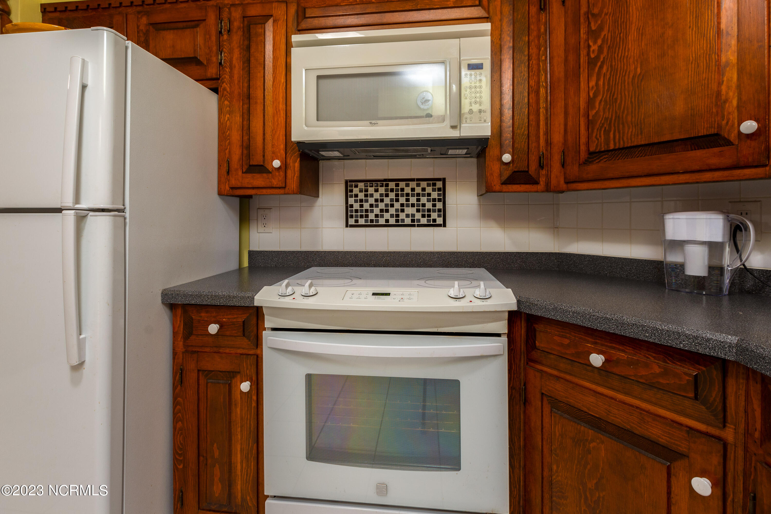 695 Renfrow Road Clinton, NC 28328 - Photo 15 of 55 695 Renfrow Road-16
