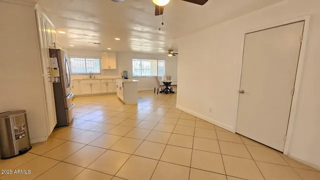 $2,500 | 4724 North 61st Avenue, Phoenix, AZ 85033