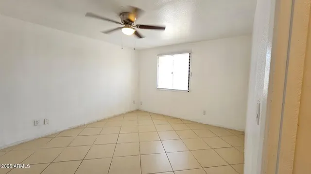 $2,500 | 4724 North 61st Avenue, Phoenix, AZ 85033