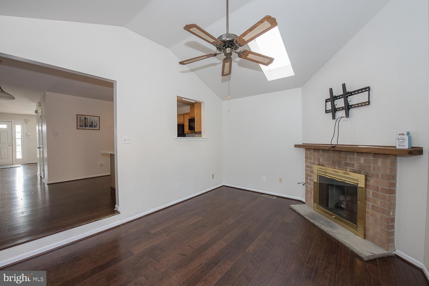 346 Scola Road Brookhaven, PA 19015 - Photo 13 of 30 Family Room