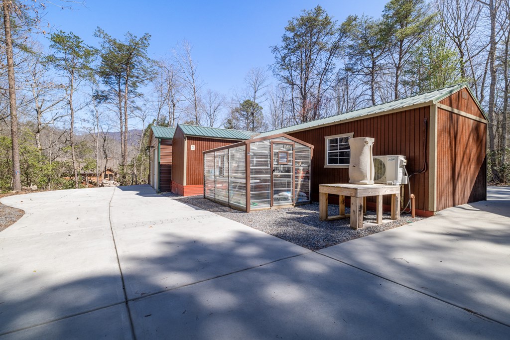 417 Riverwood Road Ellijay, GA 30536 - Photo 32 of 38 Gallery Image 32