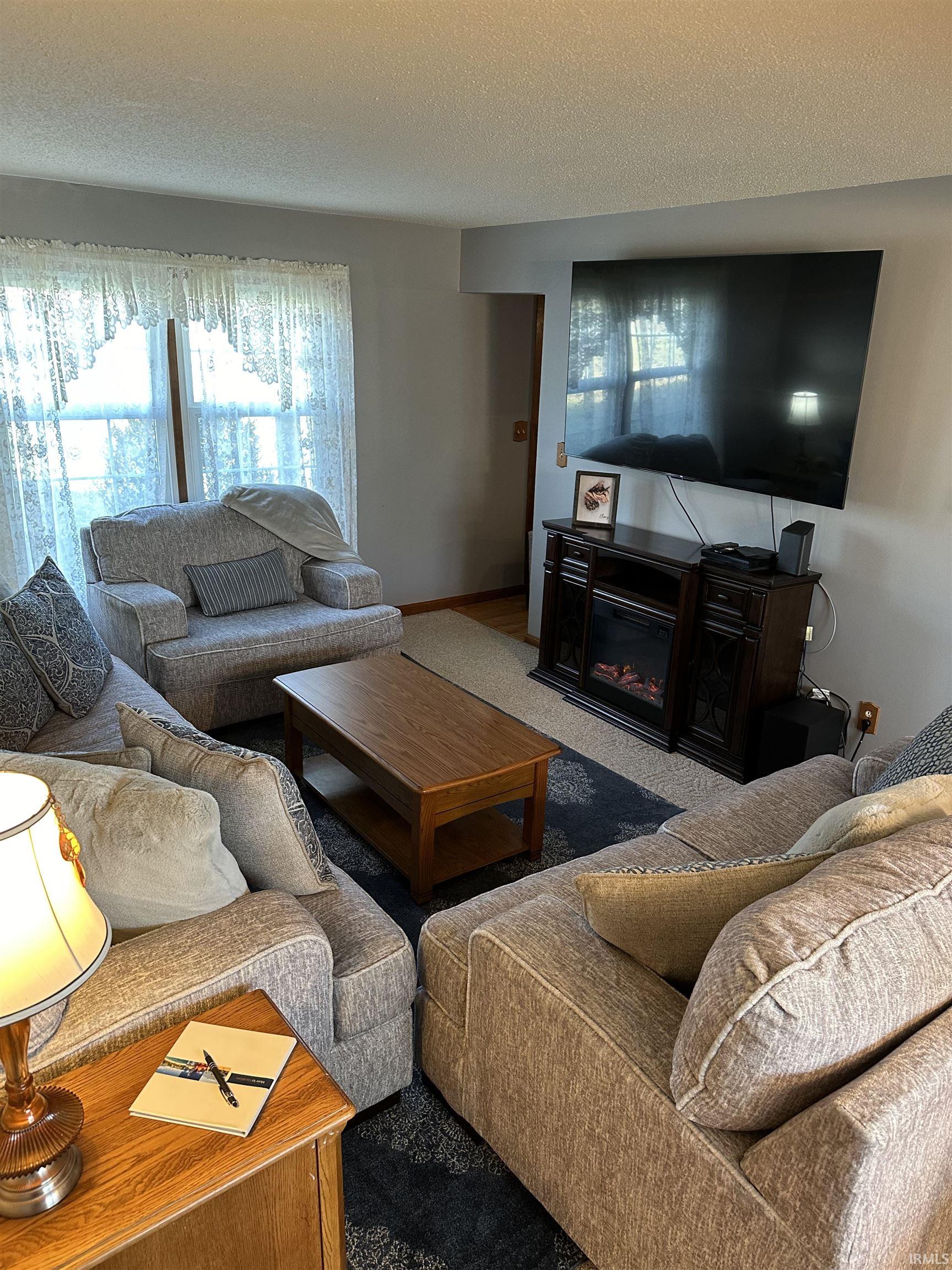 1746 Riverview Road Peru, IN 46970 - Photo 4 of 36