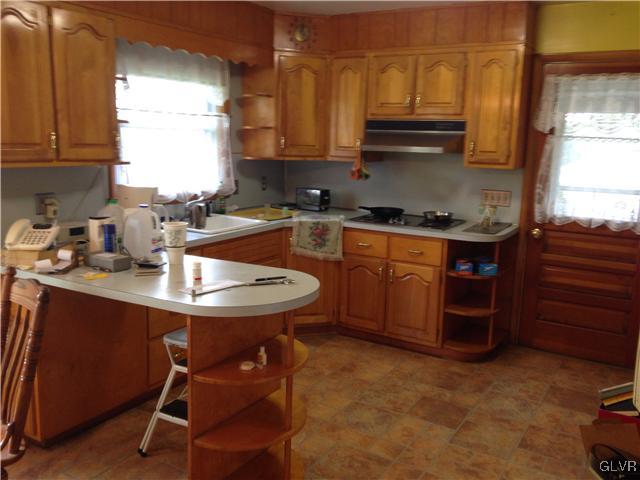 370 Long Lane Road Walnutport, PA 18088 - Photo 4 of 5 Gallery Image 4