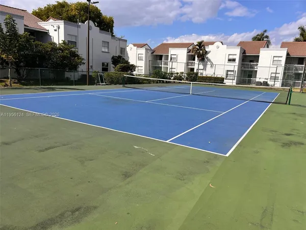 $2,800 | 4878 Northwest 97th Place, Unit 290, Doral, FL 33178