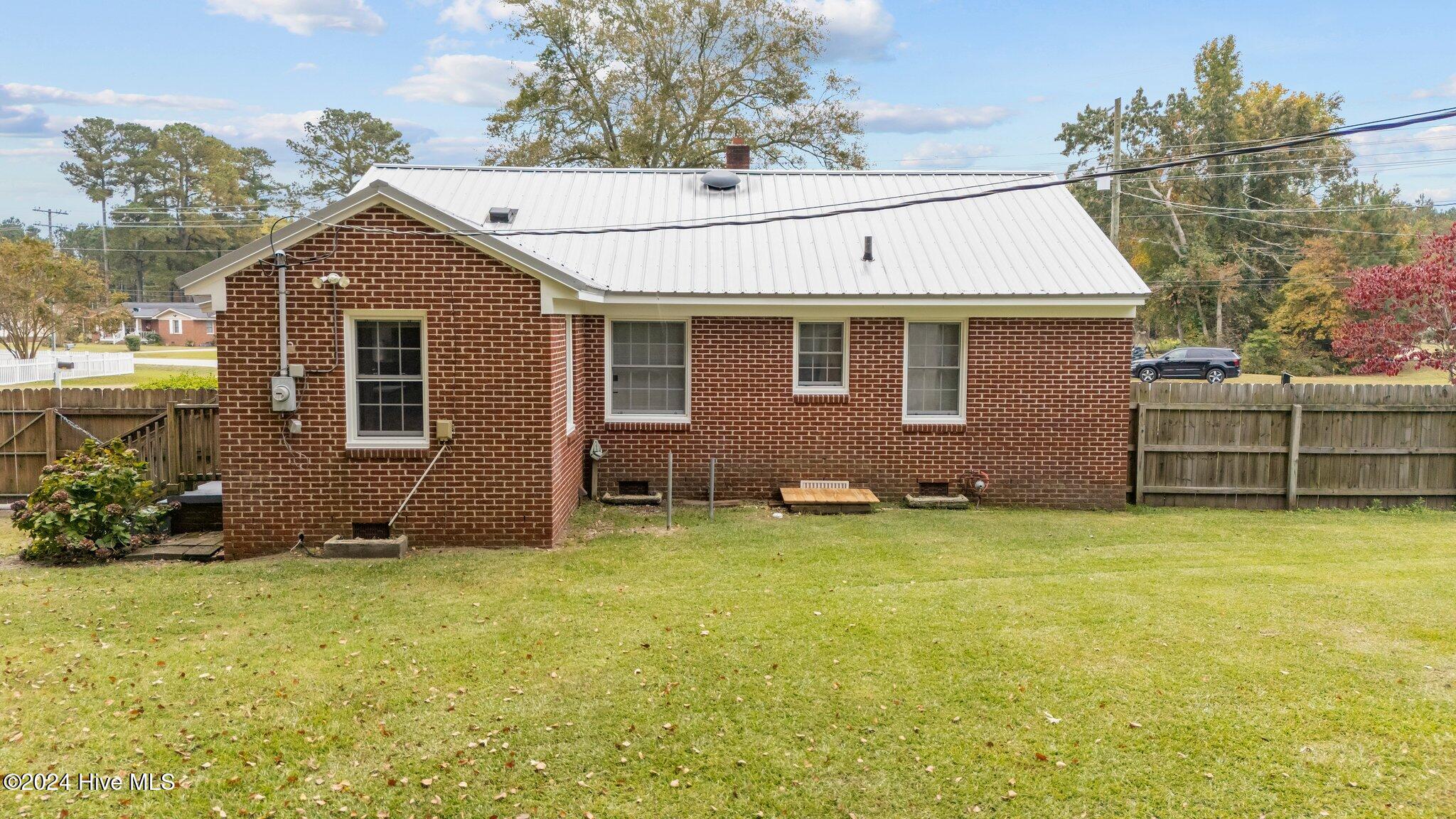 1900 Barlow Road Tarboro, NC 27886 - Photo 51 of 54 51-web-or-mls-DJI_20241030110911_0923_D