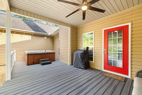 $719,900 | 444 Yellowbird Trail, Blue Ridge, GA 30513