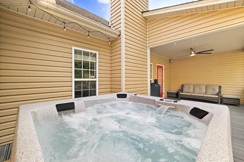 $719,900 | 444 Yellowbird Trail, Blue Ridge, GA 30513