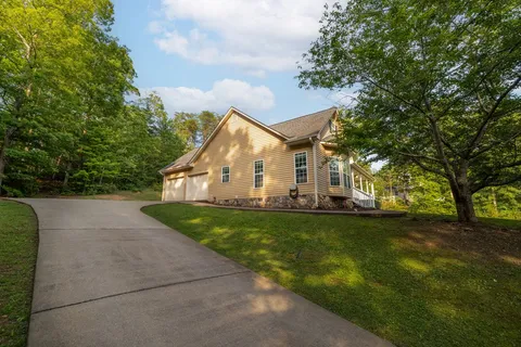 $719,900 | 444 Yellowbird Trail, Blue Ridge, GA 30513