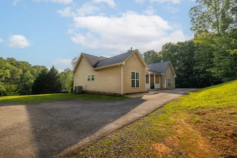 $719,900 | 444 Yellowbird Trail, Blue Ridge, GA 30513
