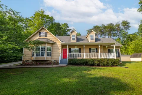 $719,900 | 444 Yellowbird Trail, Blue Ridge, GA 30513