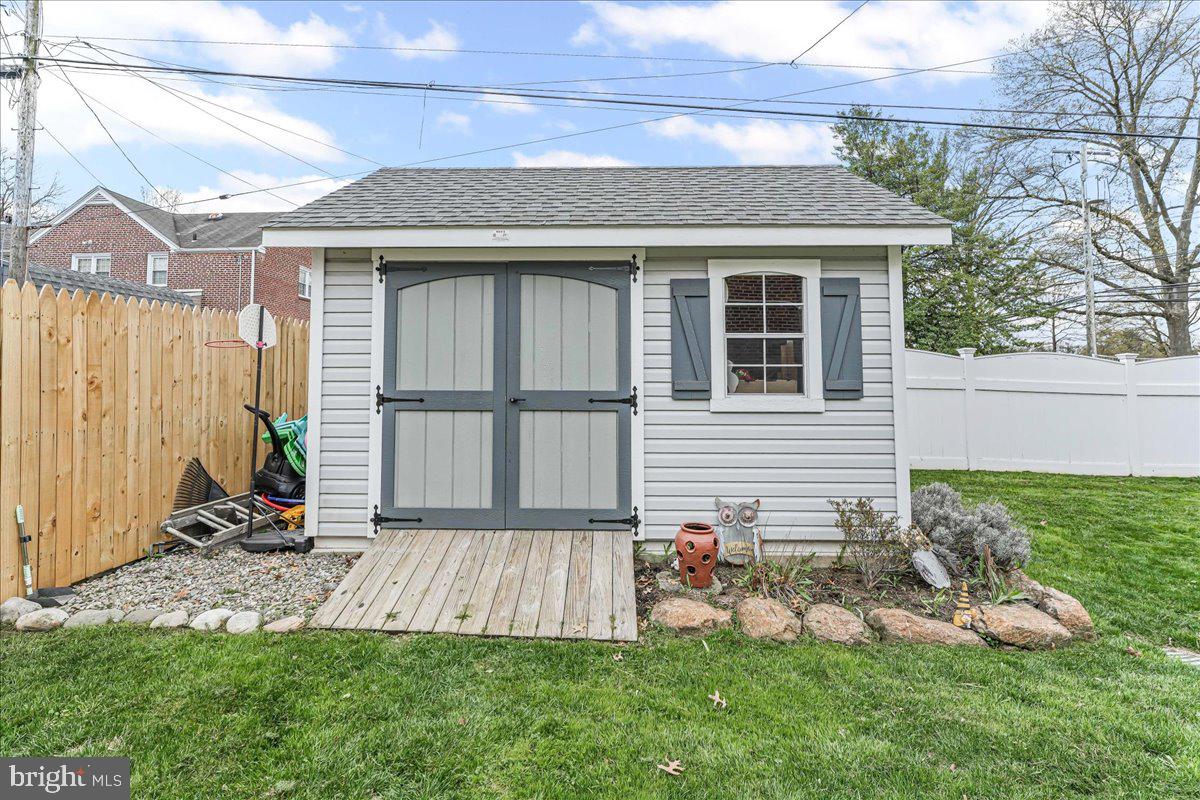 200 Fairview Road Springfield, PA 19064 - Photo 39 of 43 a view of backyard with a garden and plants
