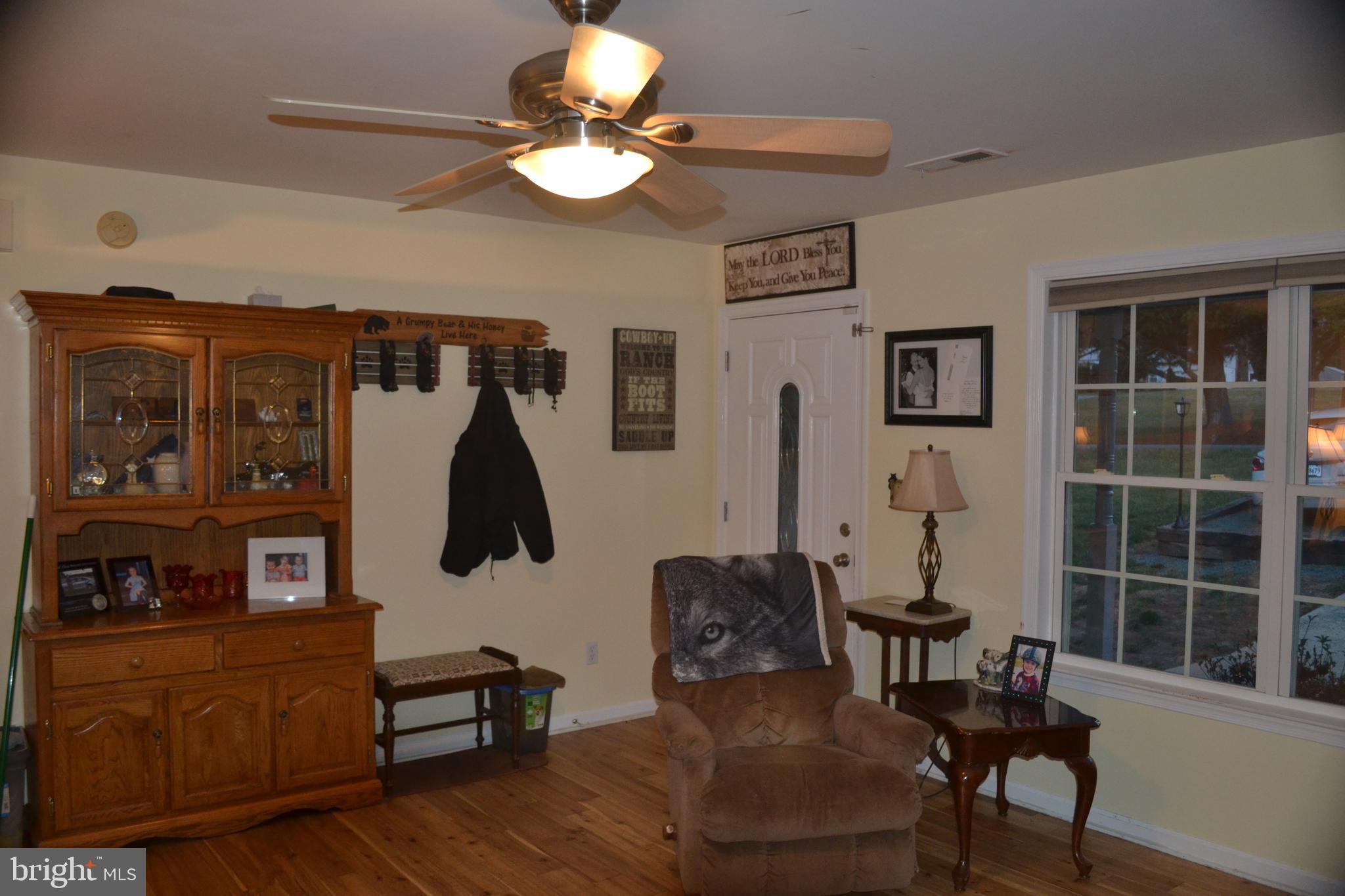 119 Range Road Louisa, VA 23093 - Photo 12 of 24 Entryway