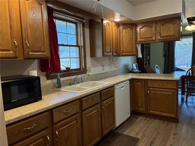 $305,000 | 1108 West Maple Terrace, Savannah, MO 64485