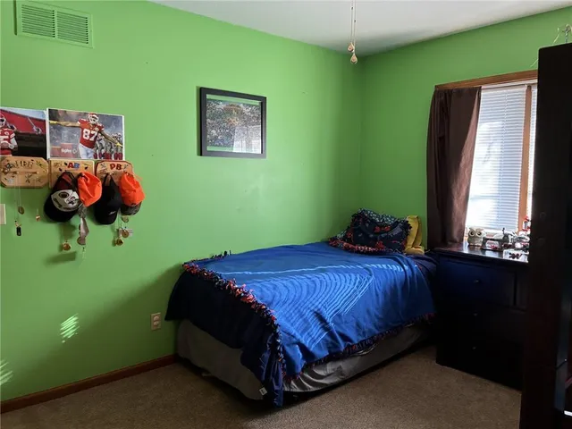 $305,000 | 1108 West Maple Terrace, Savannah, MO 64485