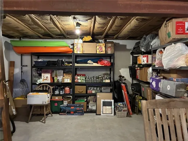 $305,000 | 1108 West Maple Terrace, Savannah, MO 64485