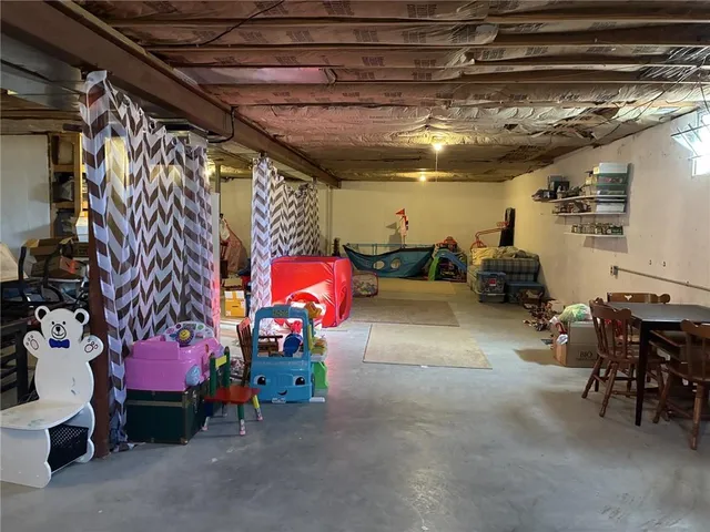 $305,000 | 1108 West Maple Terrace, Savannah, MO 64485