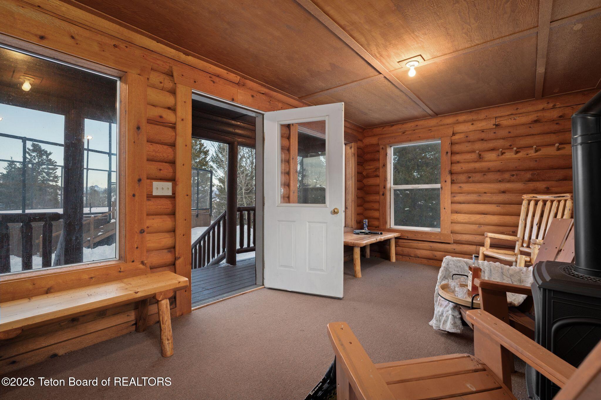 5450 Dry Henderson Road Victor, ID 83455 - Photo 35 of 40 Paddle Warming Hut Interior