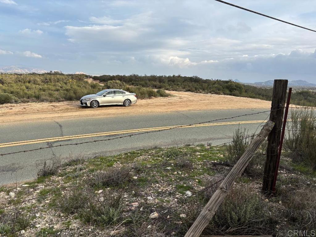1746 Tierra Del Sol Road Boulevard, CA 91905 - Photo 4 of 11 a view of city and ocean