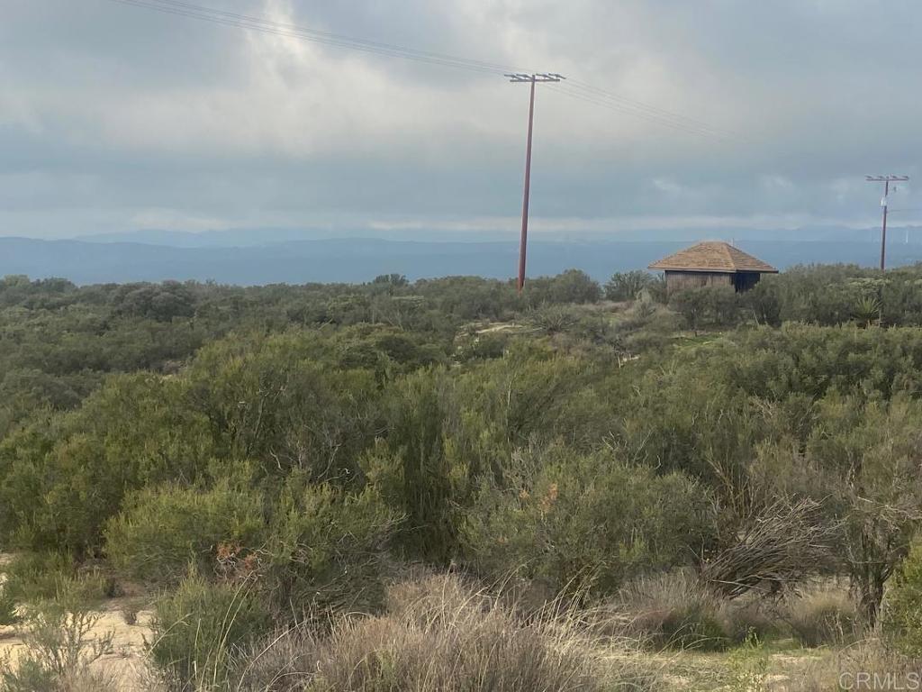 1746 Tierra Del Sol Road Boulevard, CA 91905 - Photo 9 of 11 a view of a city from a corridor