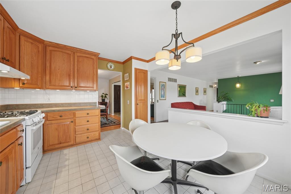 10688 Gravois Road St. Louis, MO 63123 - Photo 9 of 30