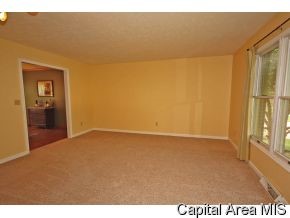4062 Mill Stone Drive Springfield, IL 62711 - Photo 4 of 12