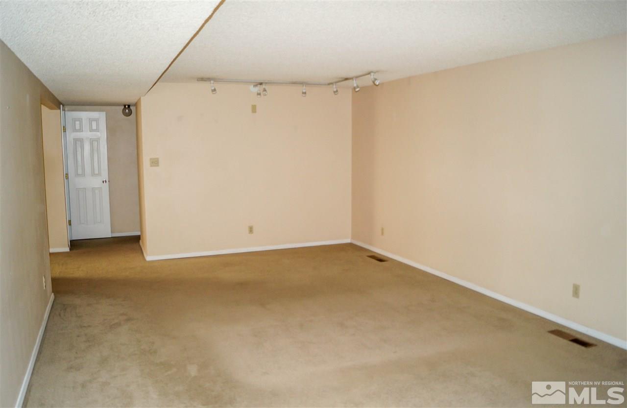 7554 Young Circle Reno, NV 89511 - Photo 8 of 17 Photo 8