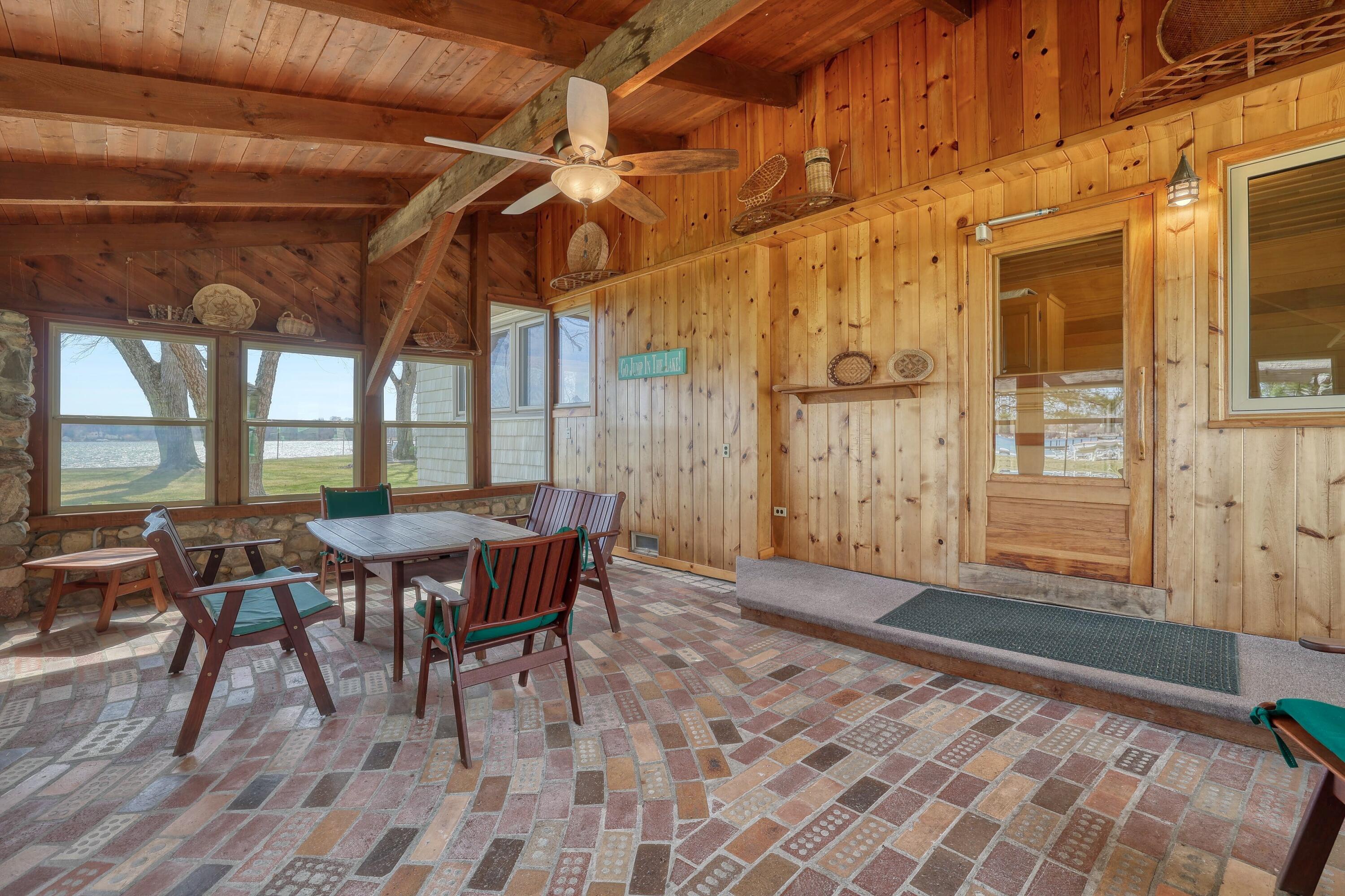 37909 Valley Road Summit, WI 53066 - Photo 22 of 62 Furniture is included!