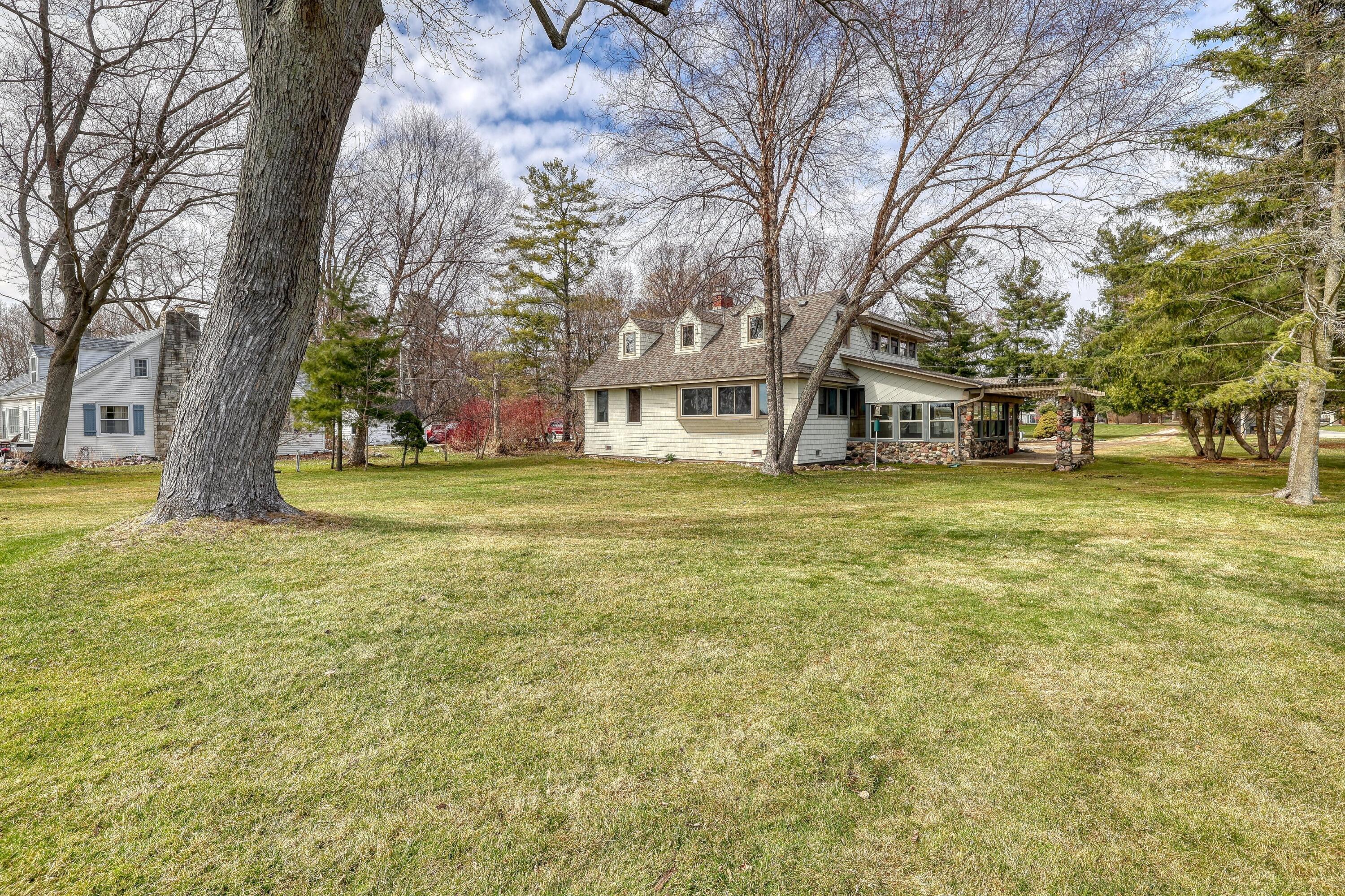 37909 Valley Road Summit, WI 53066 - Photo 45 of 62 Lakeside Yard