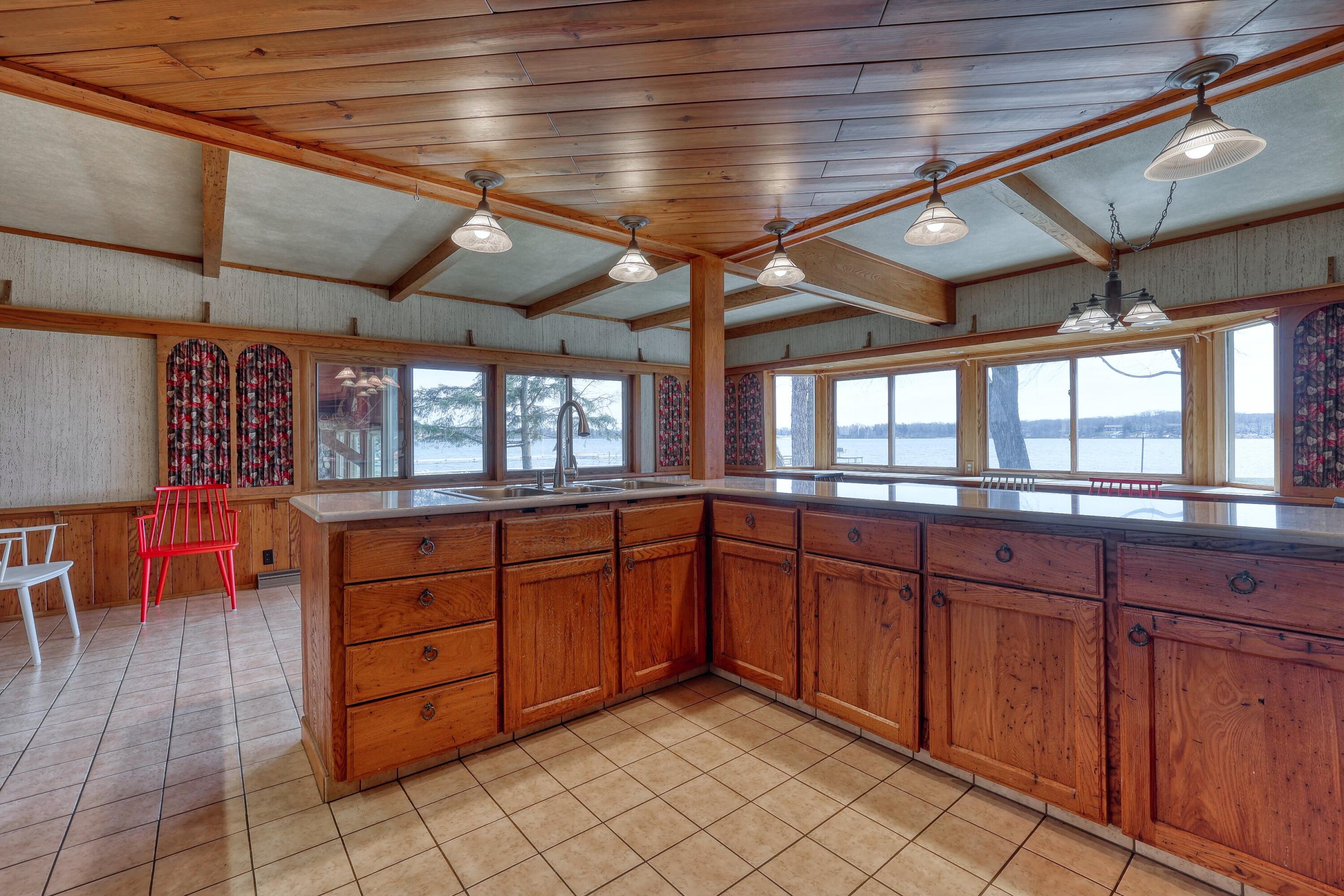 37909 Valley Road Summit, WI 53066 - Photo 10 of 62 Kitchen