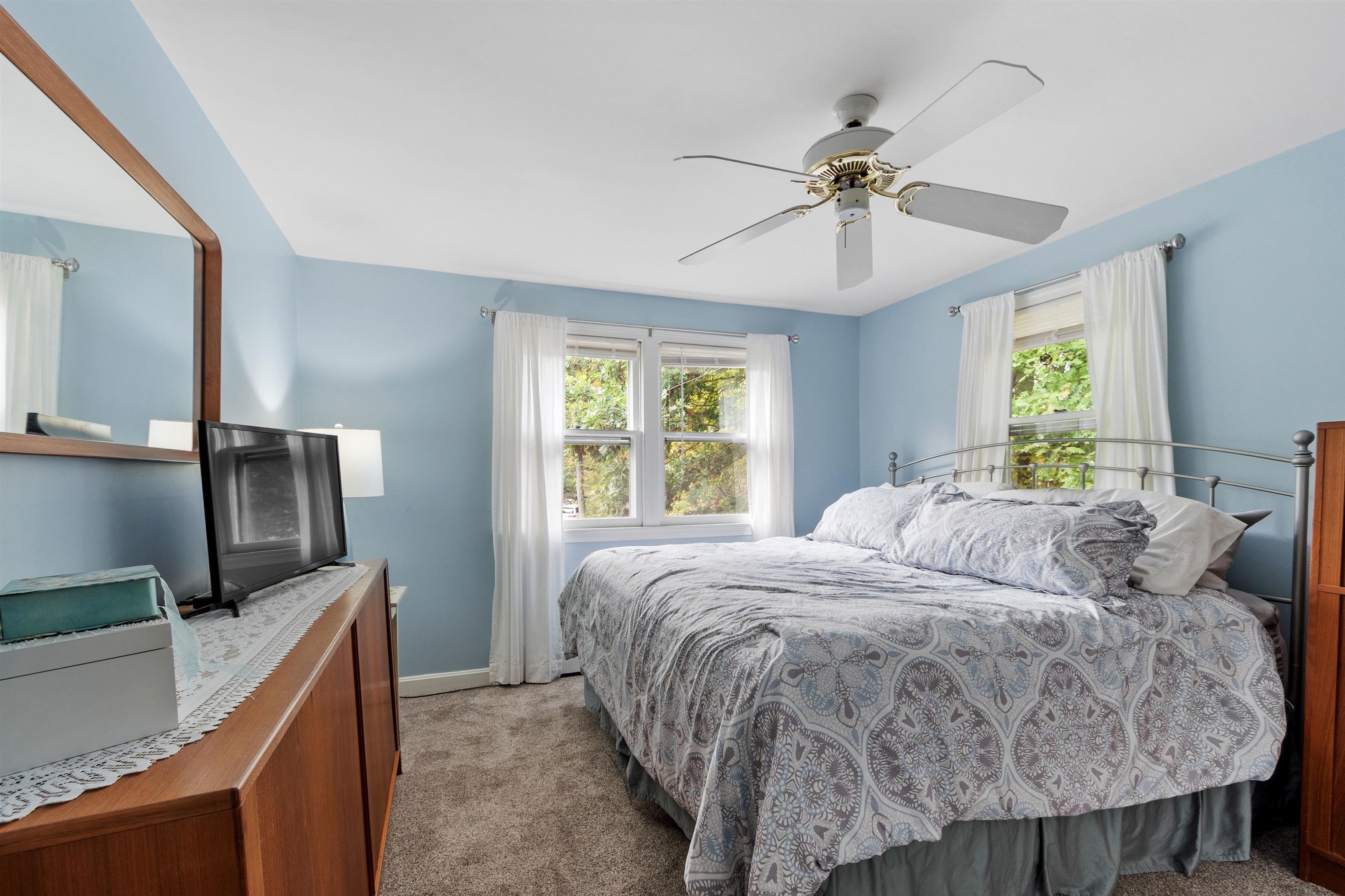 13 Cole Road Derry, NH 03038 - Photo 17 of 45