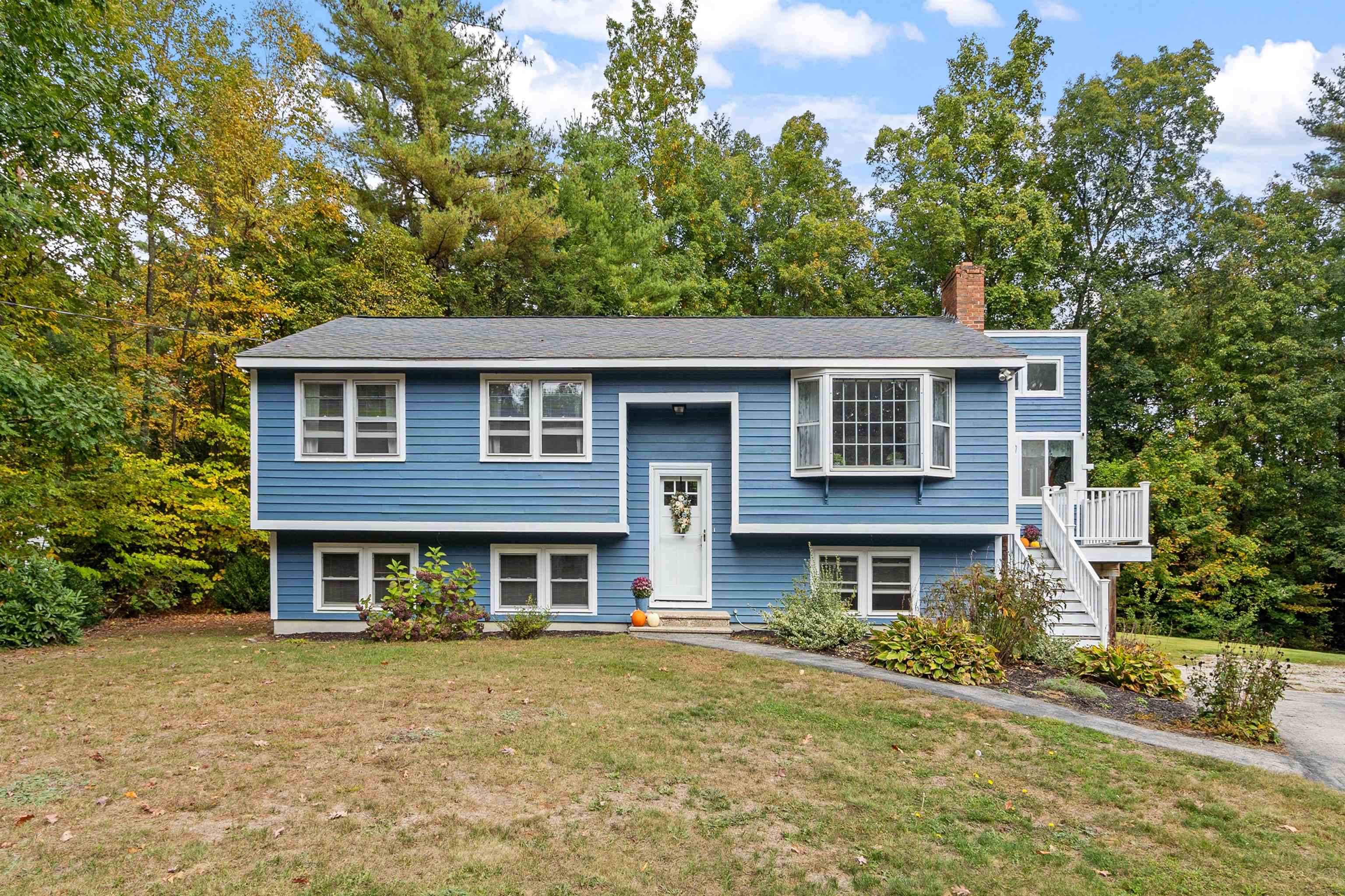 13 Cole Road Derry, NH 03038 - Photo 2 of 45