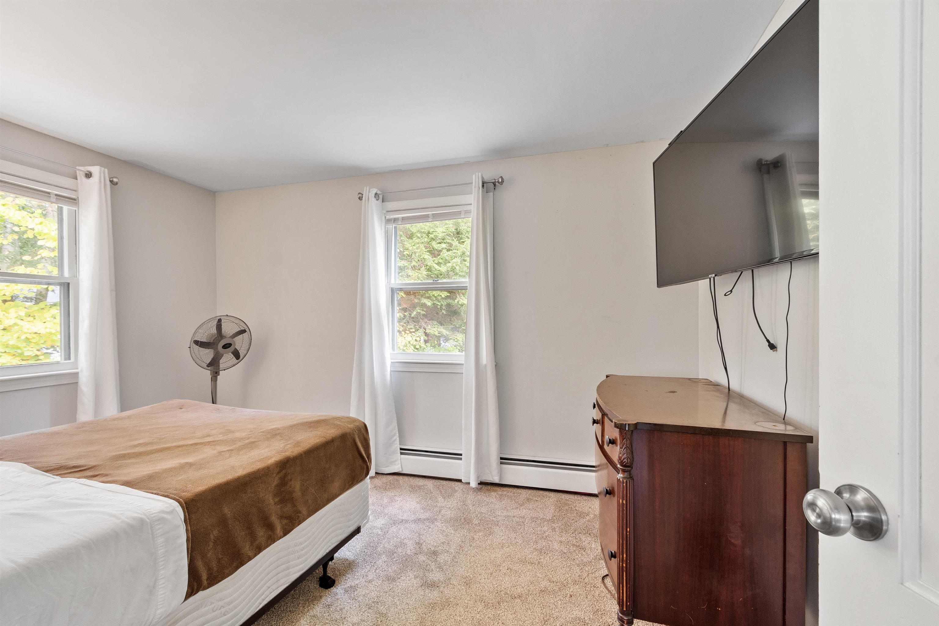 13 Cole Road Derry, NH 03038 - Photo 21 of 45