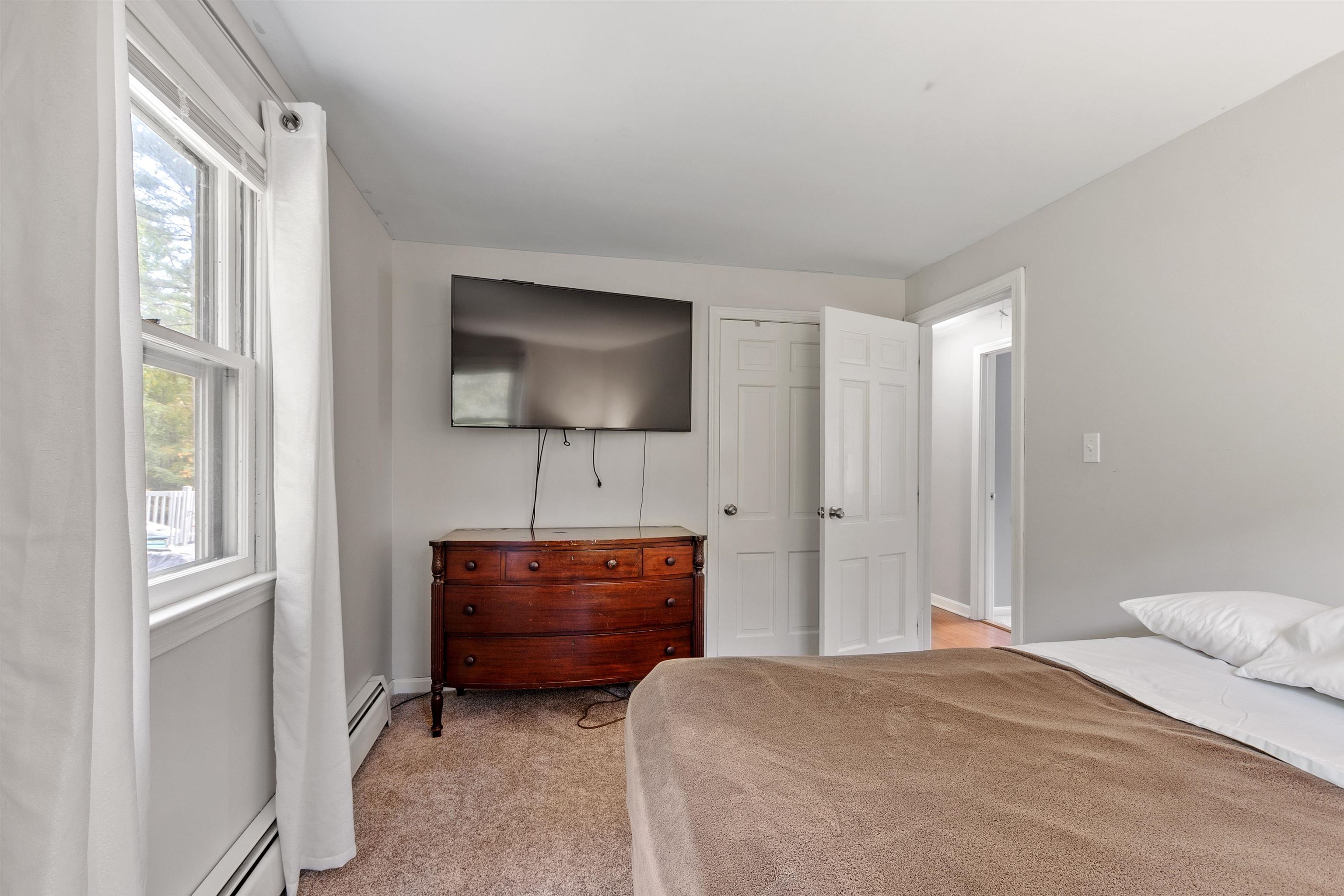 13 Cole Road Derry, NH 03038 - Photo 22 of 45