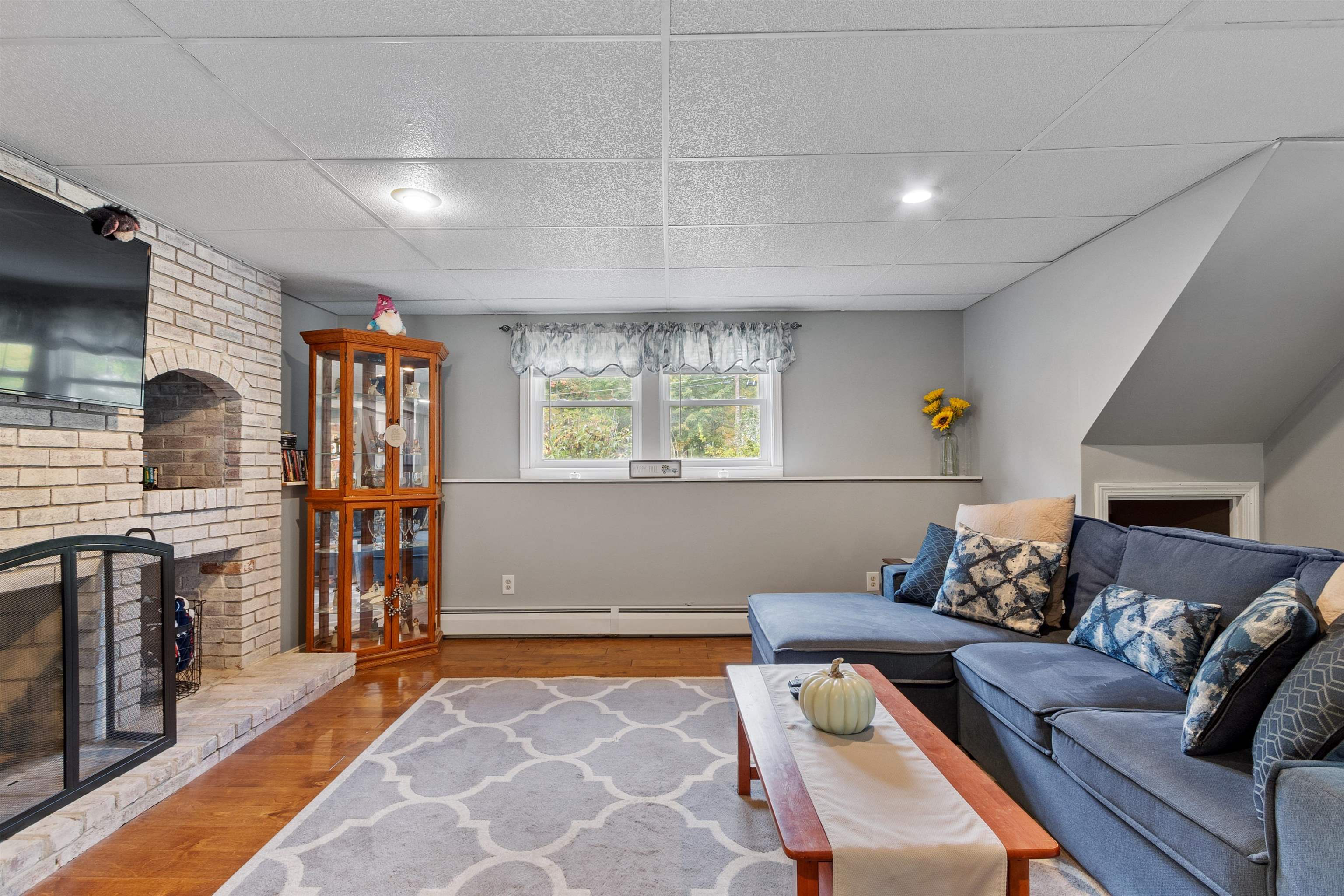 13 Cole Road Derry, NH 03038 - Photo 29 of 45