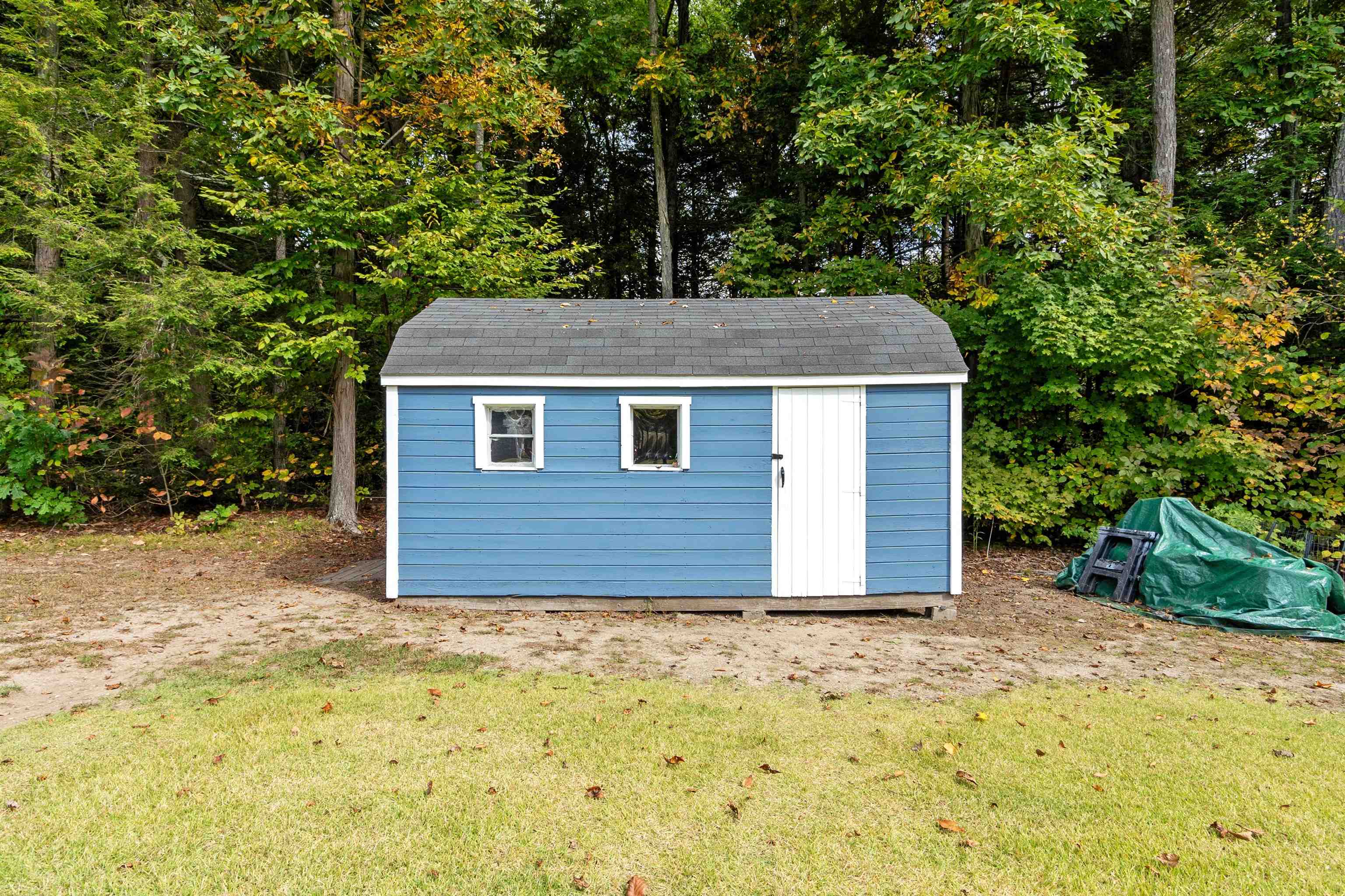 13 Cole Road Derry, NH 03038 - Photo 38 of 45