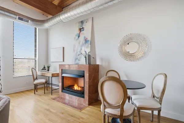 $287,000 | 1610 South Halsted Street, Unit 401, Chicago, IL 60608