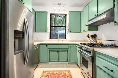 $799,000 | 4 Dickens Terrace, Davis, CA 95616