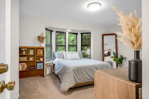 $799,000 | 4 Dickens Terrace, Davis, CA 95616