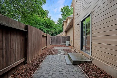 $799,000 | 4 Dickens Terrace, Davis, CA 95616