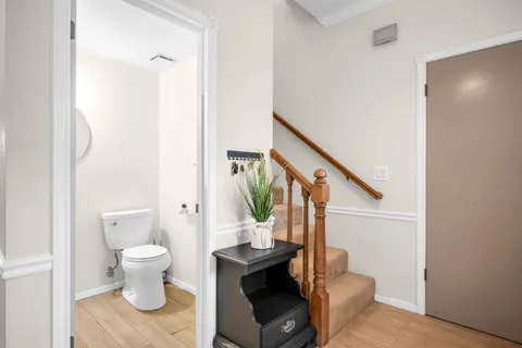 $799,000 | 4 Dickens Terrace, Davis, CA 95616