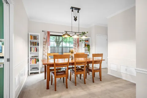 $799,000 | 4 Dickens Terrace, Davis, CA 95616